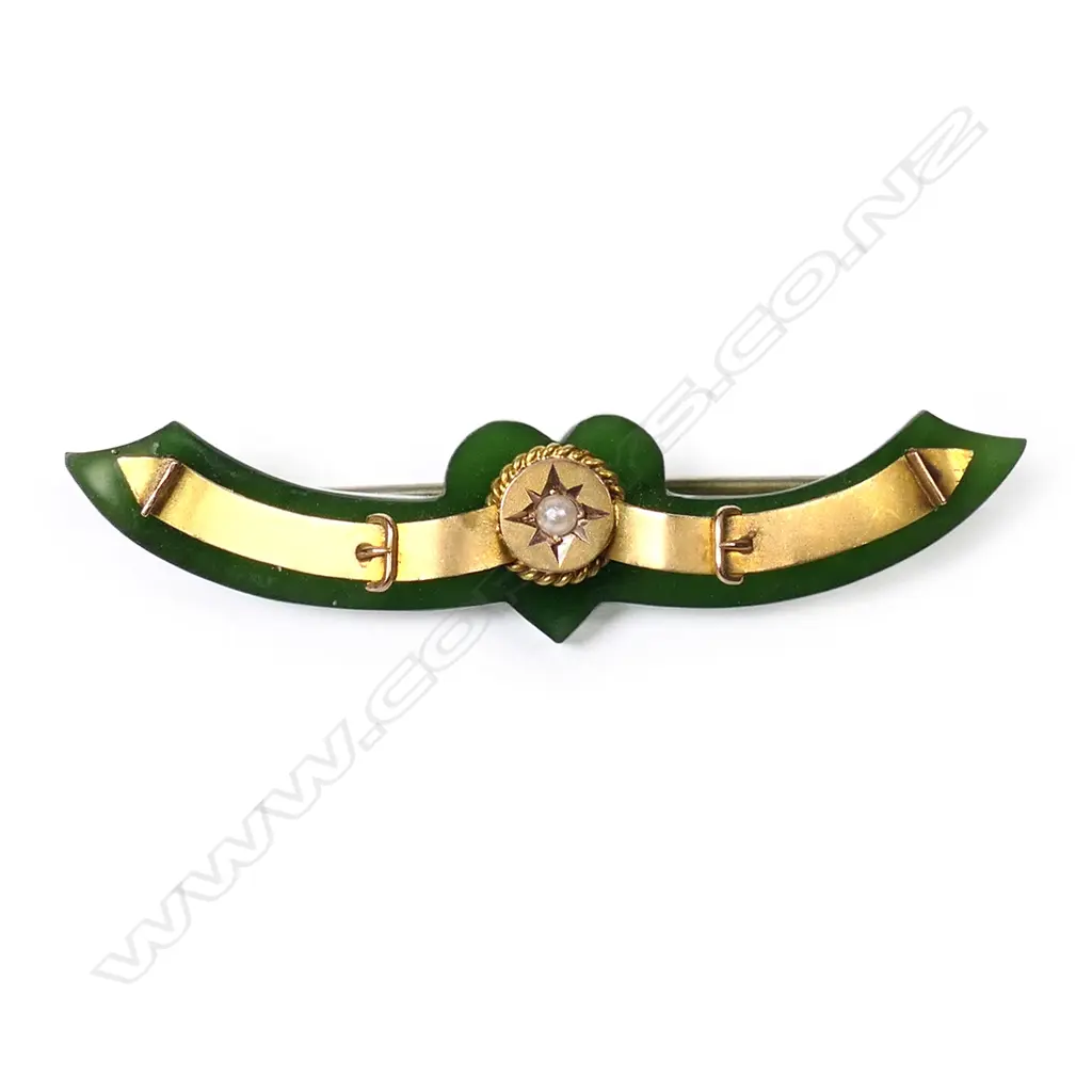 A c1900 James King (Wellington) 9ct gold and pounamu brooch, Image 1++